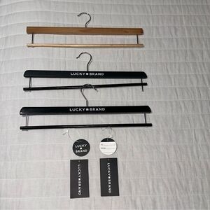 Lucky Brand Black x 2 Tan x 2 Wooden Plush Throw Hangers